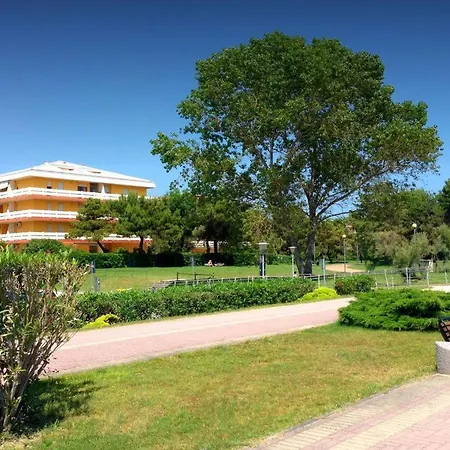 Residenz Carina Zweizimmer-Wohnung Enchant Fuer 4 Personen Апартаменти Бібіоне